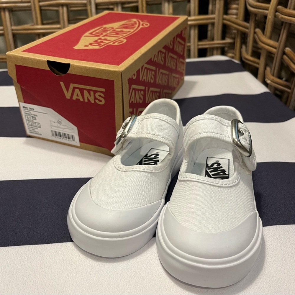 VANS Mary Jane’s BRAND NEW